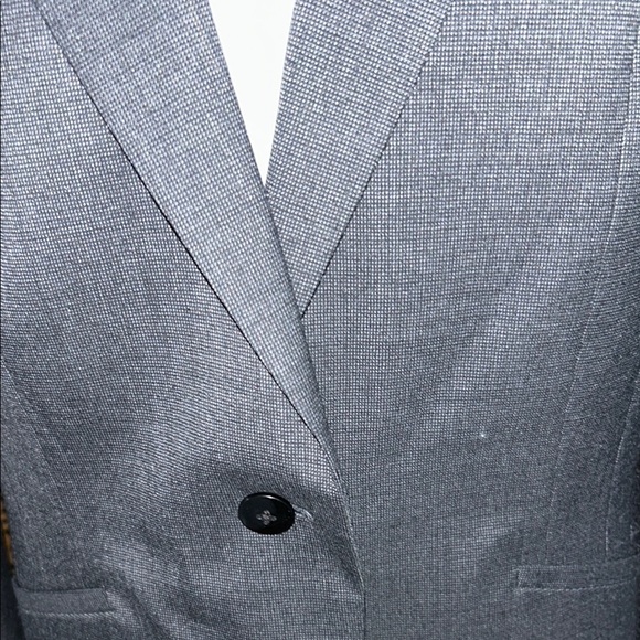 NEW 🆕 Classic Black Blazer - Picture 5 of 10